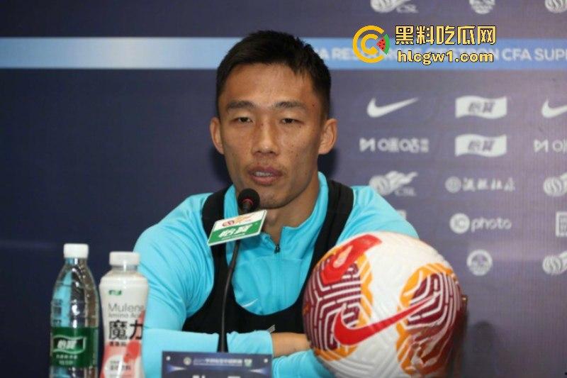 国足队员【贺惯】被爆双飞母女 老少通吃 把人家老妈操得起不来床 牛逼！  第8张