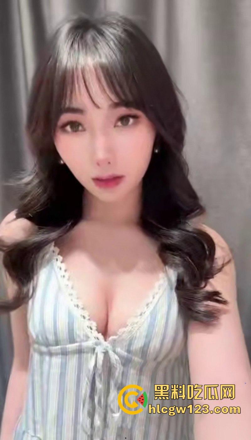 海角乱伦大神 姐姐的奶味 与巨乳姐姐互换体位疯狂舔穴 浓精内射子宫深处！  第1张