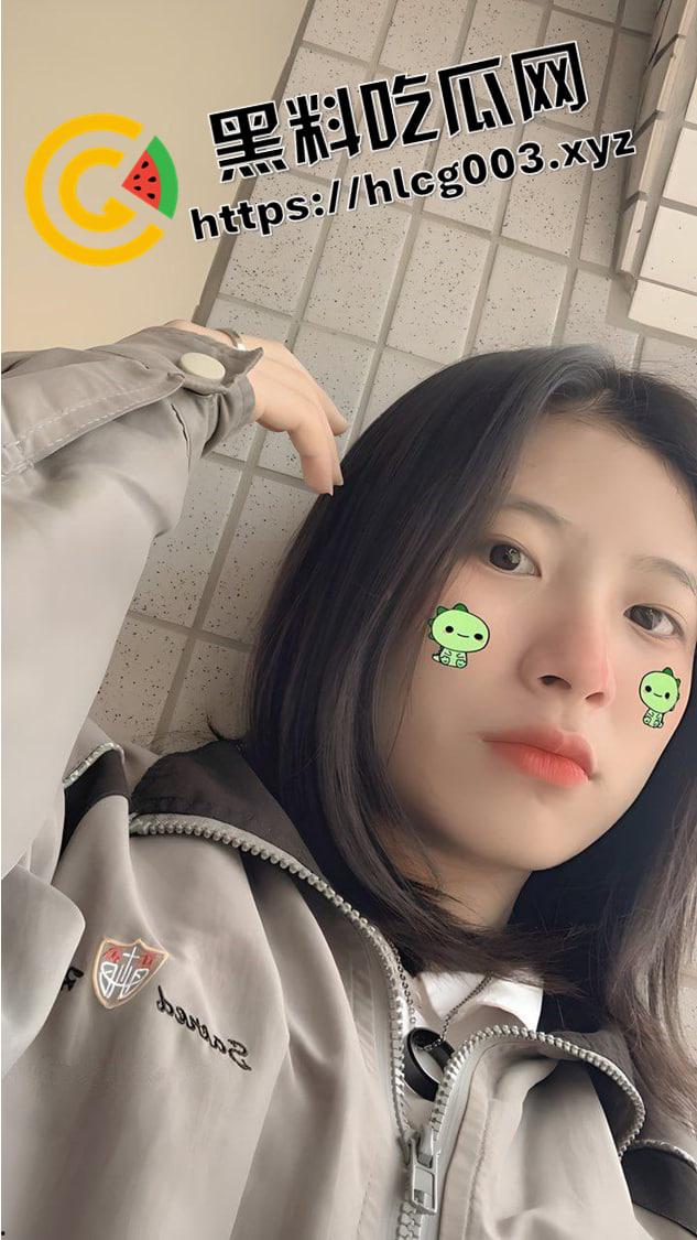 云南师范大学文学系 极品颜值学生露脸道具抠逼 素颜美人 这种就得用大鸡巴二十四小时不停草  第2张