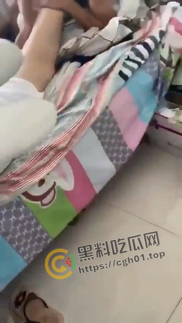 河南高中生聚会 性霸凌女生 脱了裤子蹂虐 真是一群畜生  第6张