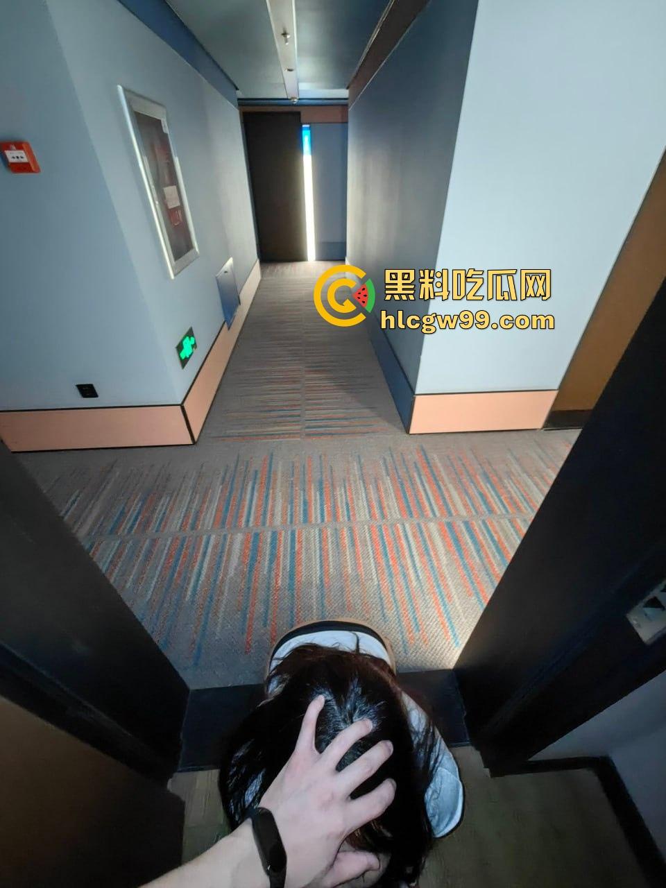 在校男大第二弹，男大生调教界教父，专攻女大学生和年轻女教师，一个月换一个，堪称约啪界劳模！  第27张