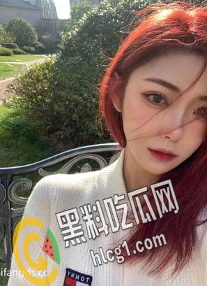 约炮上海大学02年清纯学妹 穿着性感制服 被大神用情趣用品调教 再被无套后入强上颜射 狠狠惩罚她！  第4张