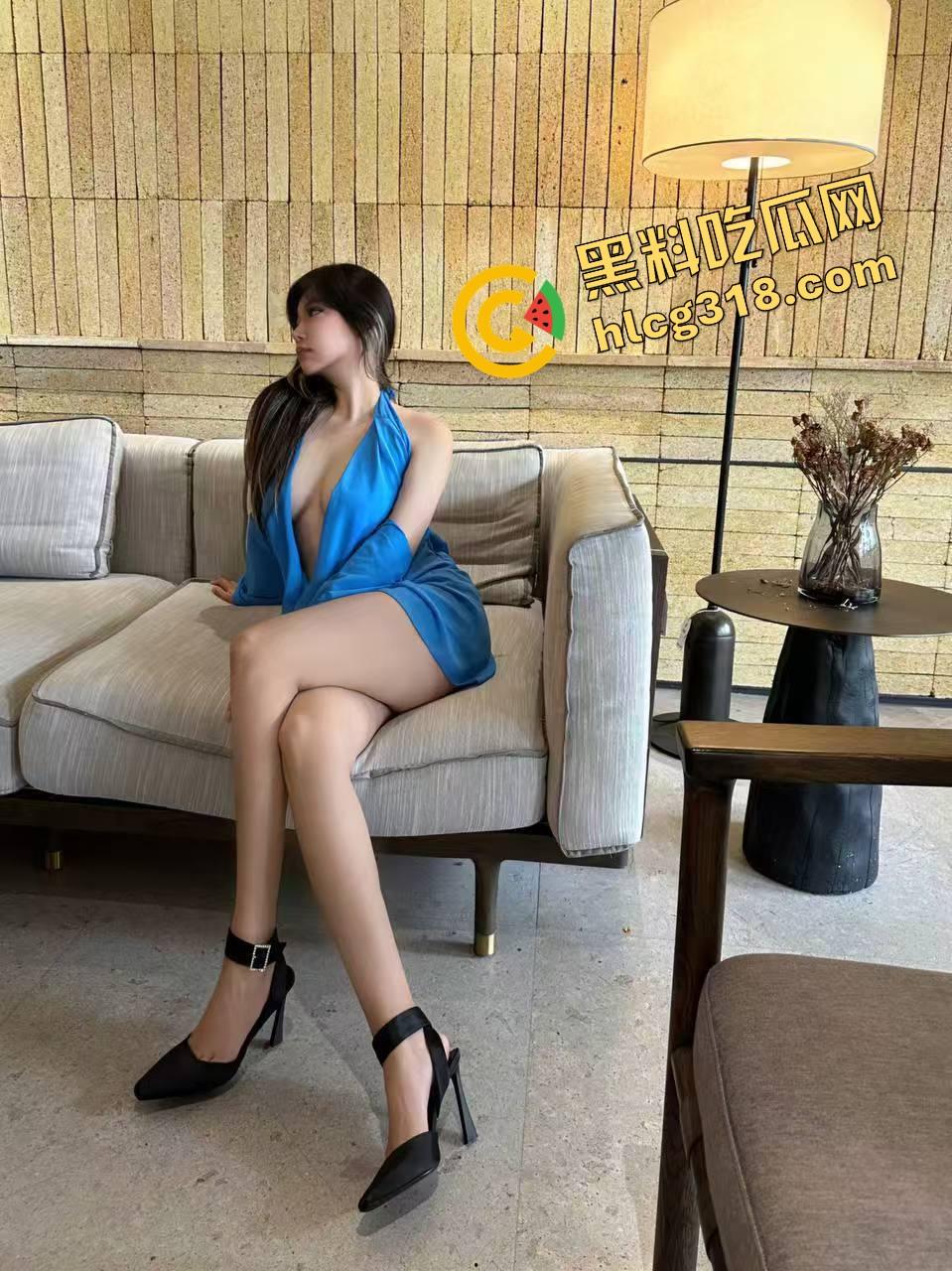 刚睡醒就被骑，表嫂穿着内裤坐上来，这开门见山姿势配上晨勃真的安逸，干完她还紧紧抱着我不撒手！  第7张