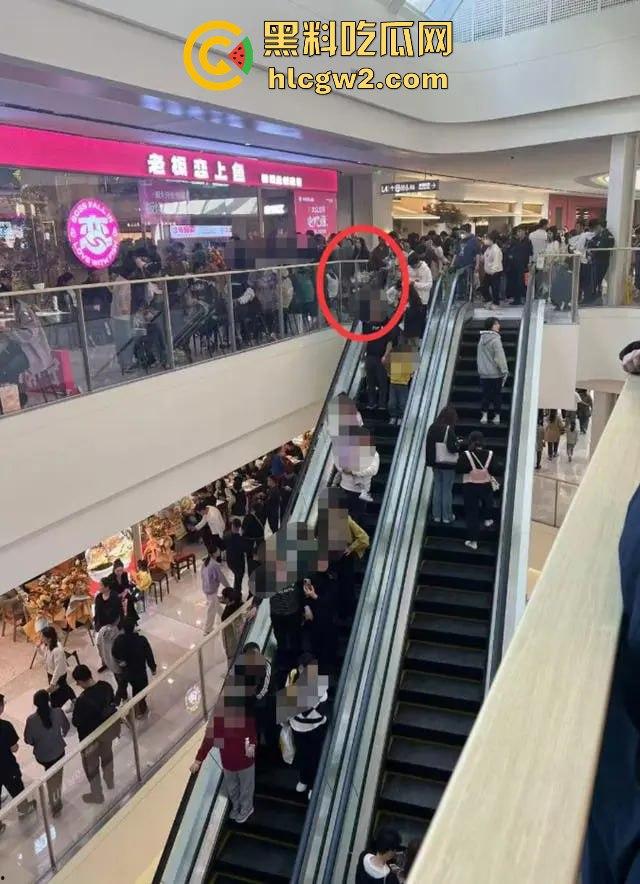 济宁新开商场小女孩从四楼坠落，不幸离世，疑因电梯事故酿成悲剧！  第6张