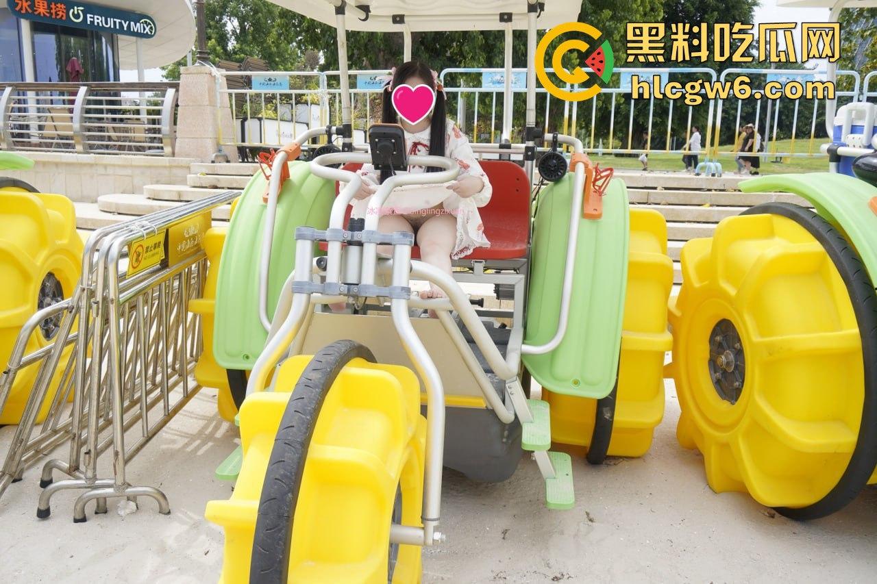 OnlyFans泰国极品骚货情侣【mickeemouse】绿帽癖男友放飞，女友3P、6P大乱斗淫乱得不行！  第5张