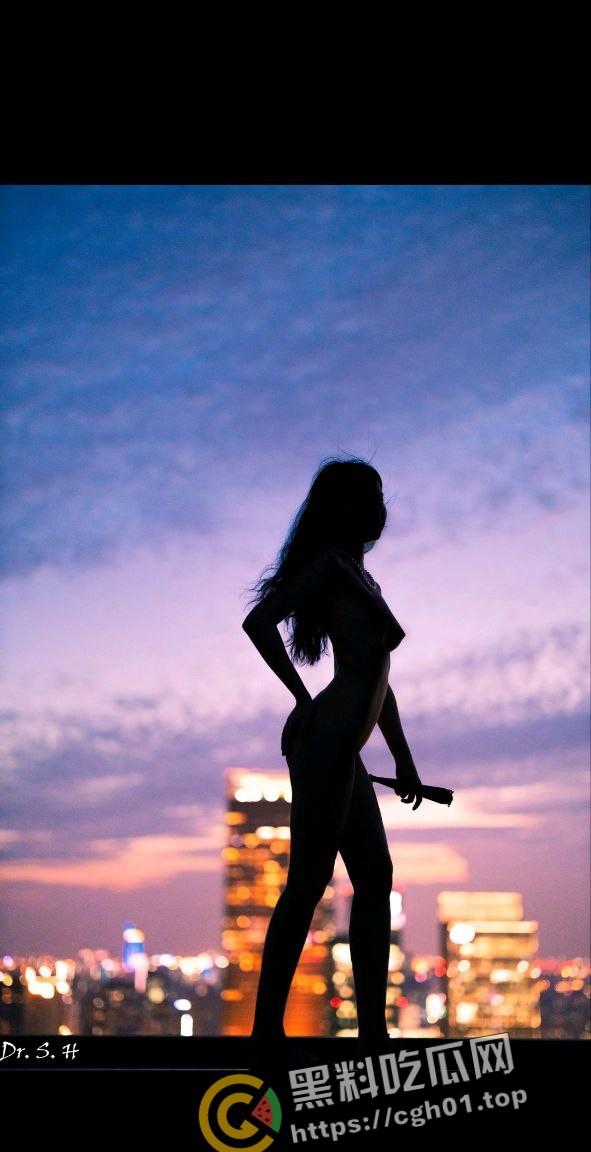 开盒福利姬【茂木希子】盛世美颜 玲珑胴体 媲美阿朱的存在 个人信息全曝光  第3张