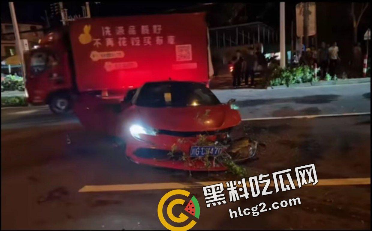 三亚3位小仙女 租法拉利跑车出车祸 后胎撞飞数米 唯一一台法拉利sf90报废  第8张