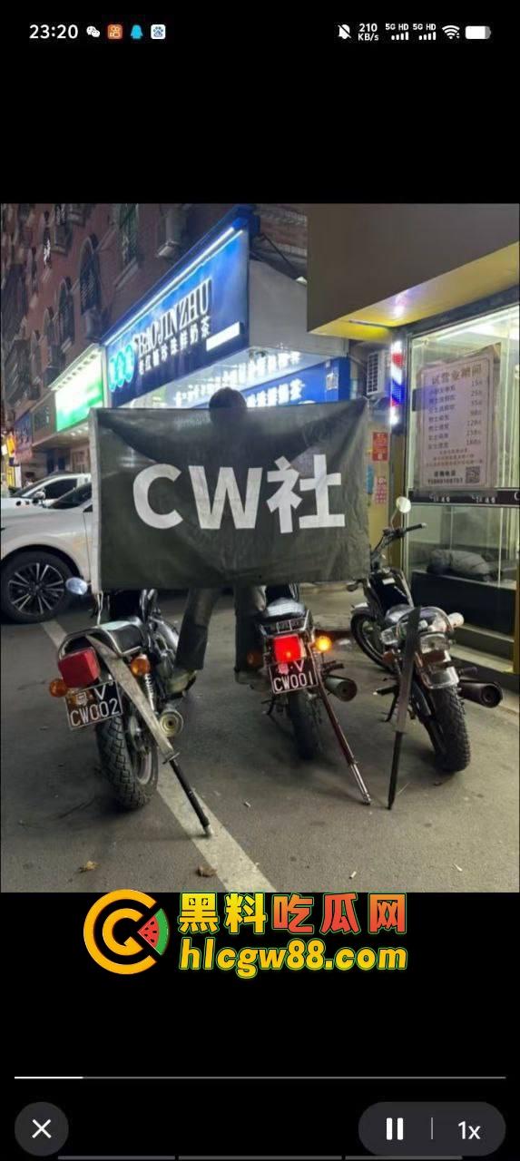 普宁盛产精神小伙，精神小伙又疯了？刀仔砍人血溅街头，这回不是社会摇，是进局子摇！  第10张