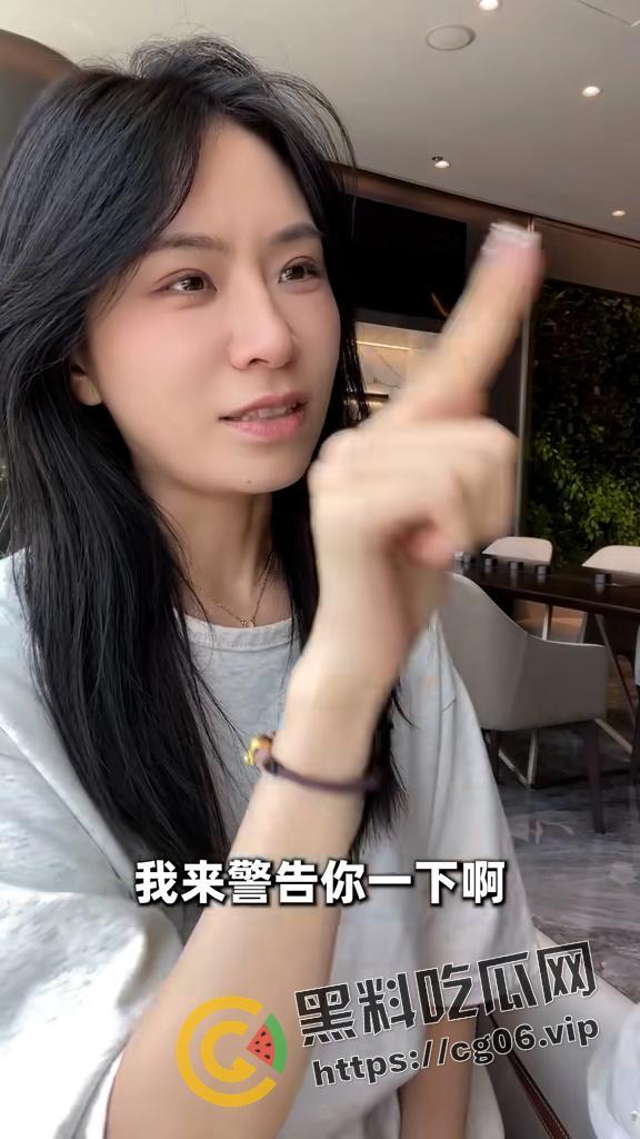 抖音女拳师 阿丁儿百万了吗 镜子面前被气功大师按着头爆操 ！打拳是工作 母狗是生活  第9张
