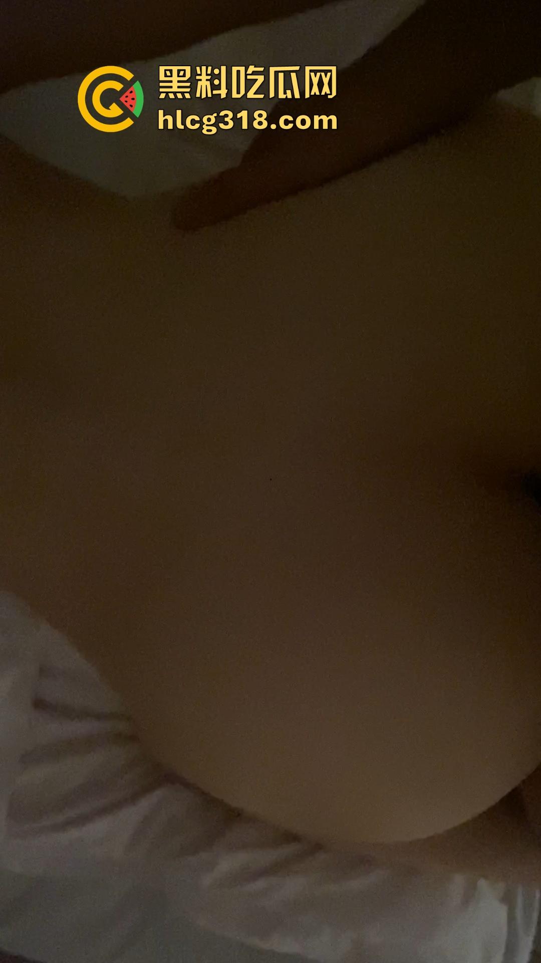 南京大学健身反差学妹【刘蔷莹】性爱视频被渣男曝光，甜美反差顶级身材，主动摇臀被各种无套爆操！  第14张