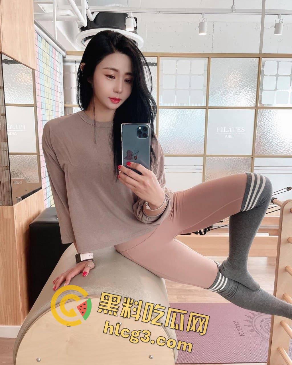 性感尤物超极品美女自慰直播！大尺度反差美女白嫩奶子诱人，骚穴真的欠干！  第4张