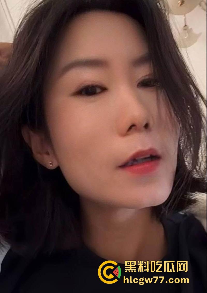 高校女校长勾引学生 私拍小视频被家长群曝光 被学生当母狗狠狠乱操 反差感直接拉满！  第5张