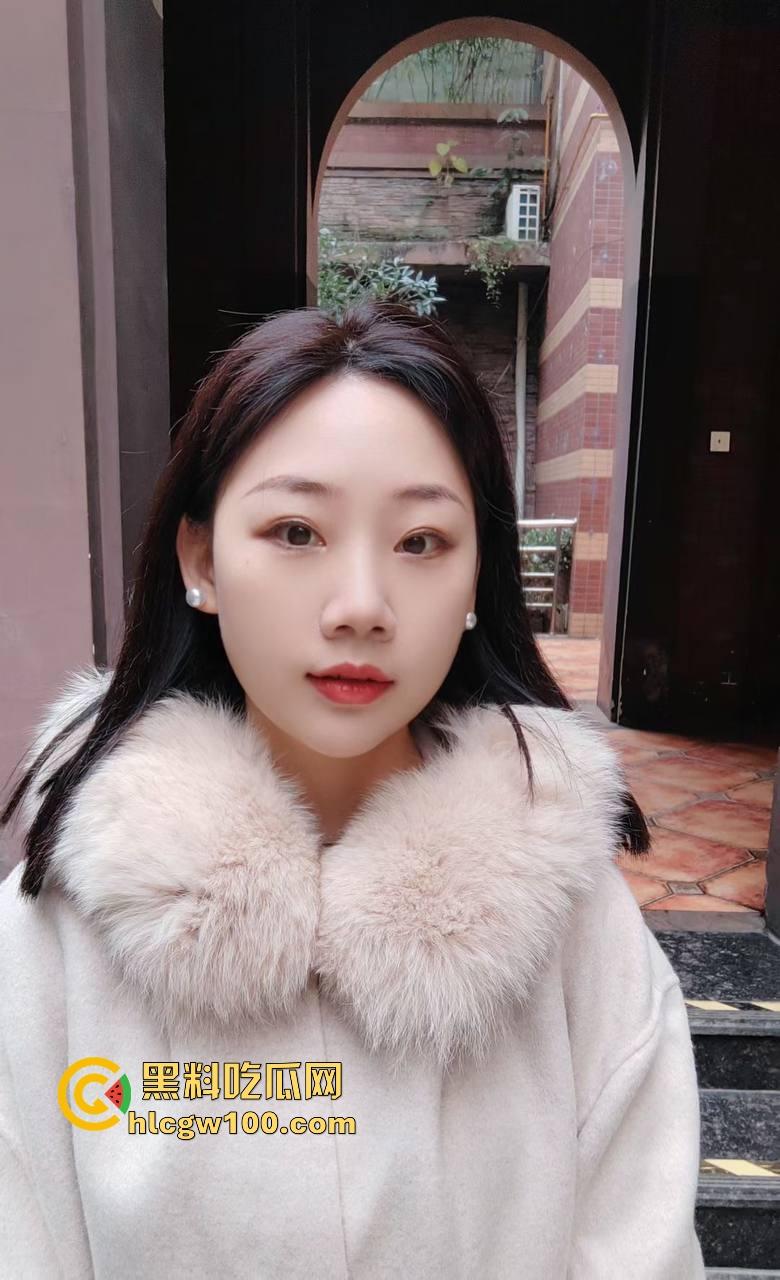 苏州极品气质女神【吴巧婷】被渣男调教成母狗，手拉牵引绳爆操后入内射，还送给兄弟轮流操着玩！  第7张