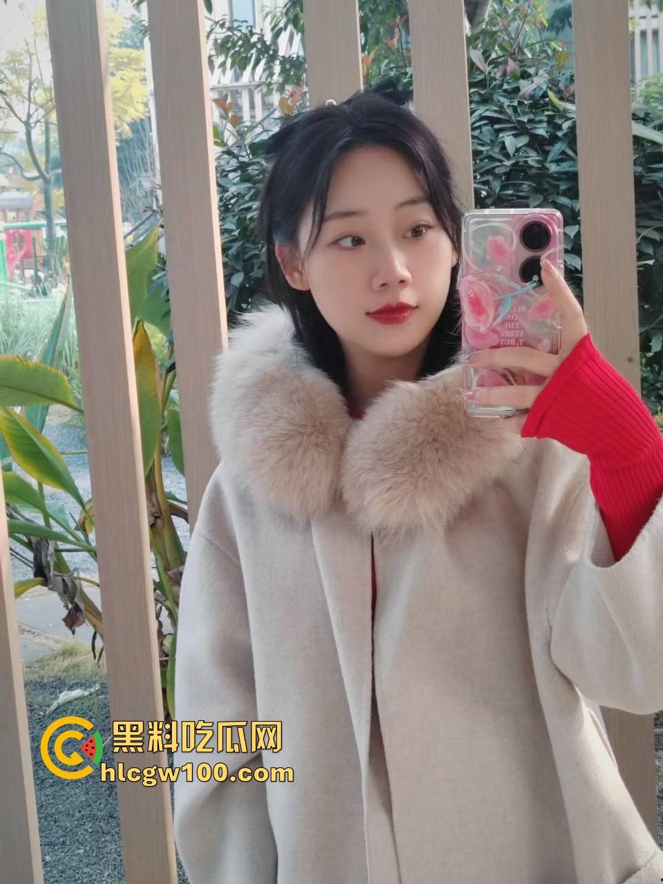 苏州极品气质女神【吴巧婷】被渣男调教成母狗，手拉牵引绳爆操后入内射，还送给兄弟轮流操着玩！  第9张