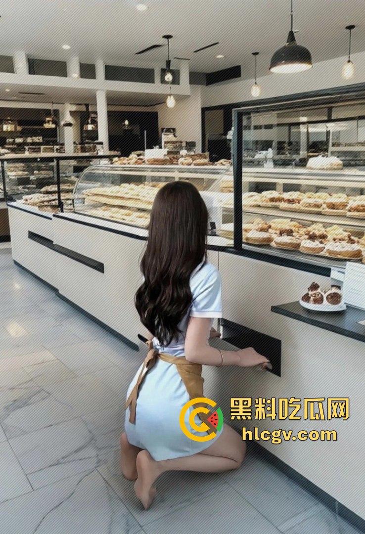 空姐都没这骚！好利来黑丝小姐姐被玩疯了！工装直接干成情趣服，肉丝长腿一顿爆操，想想都上头！  第39张