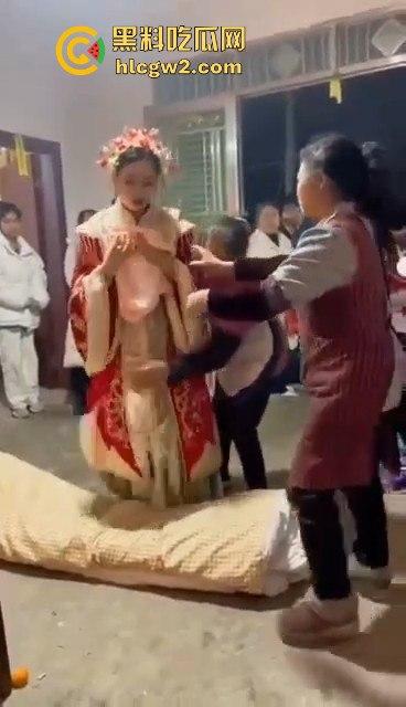 逆天风俗冥婚现场流出！女子哭嫁仪式骇人听闻，现实比影视剧更离奇，看得人发毛！  第8张
