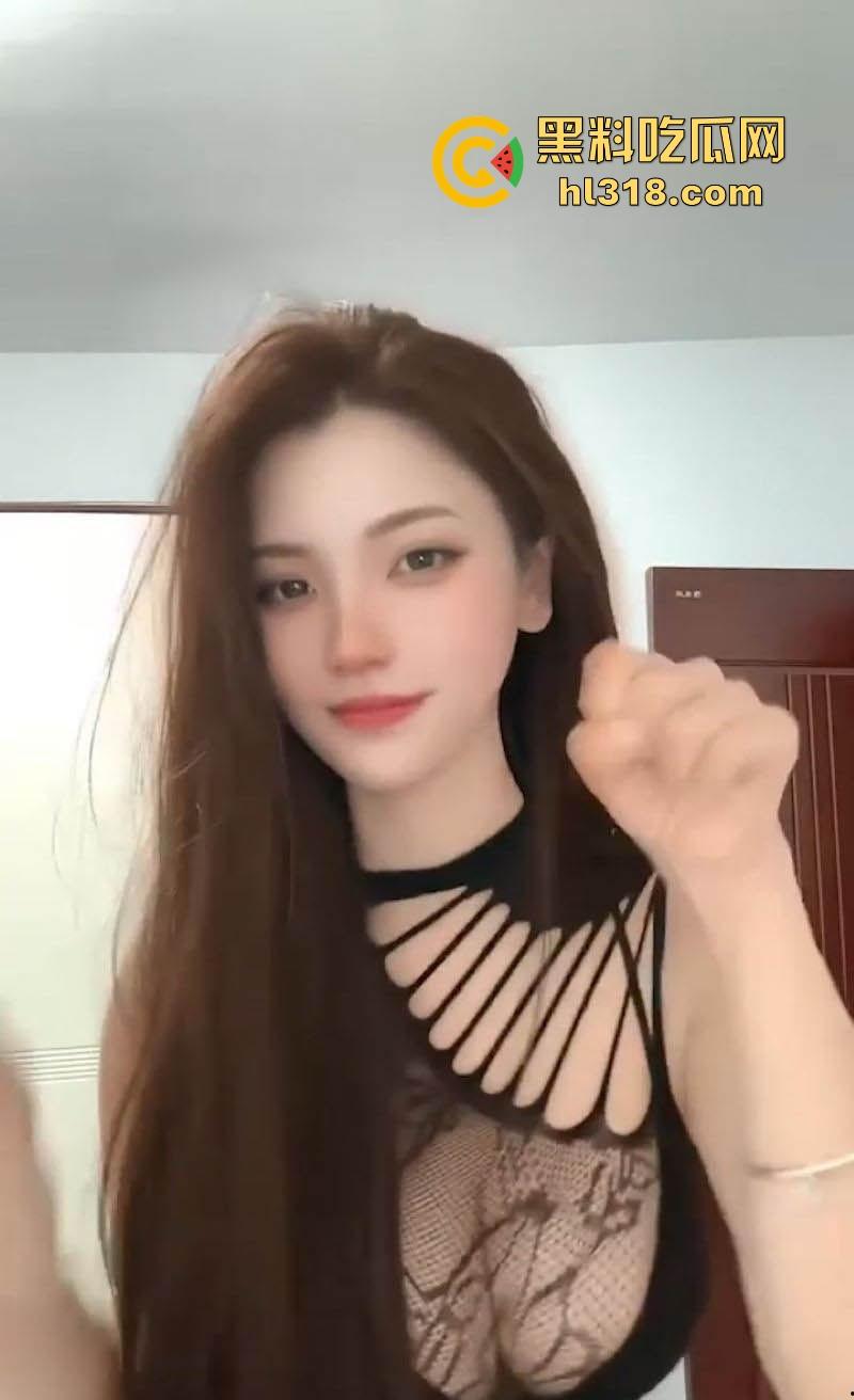 抖音巨乳网红【老刘又胖了】私密擦边热舞曝光，G杯大奶引人注目，劲爆热舞散发原始诱惑！  第5张