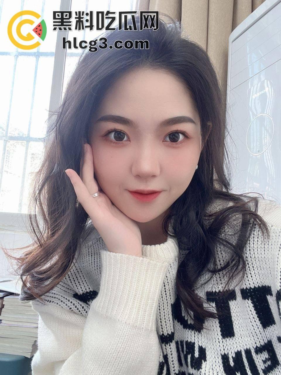 99年骚逼女神舔狗夜夜意淫，她却甘心跪地当金主脚下的狗，沸羊羊的梦想全是金主的现实！  第6张