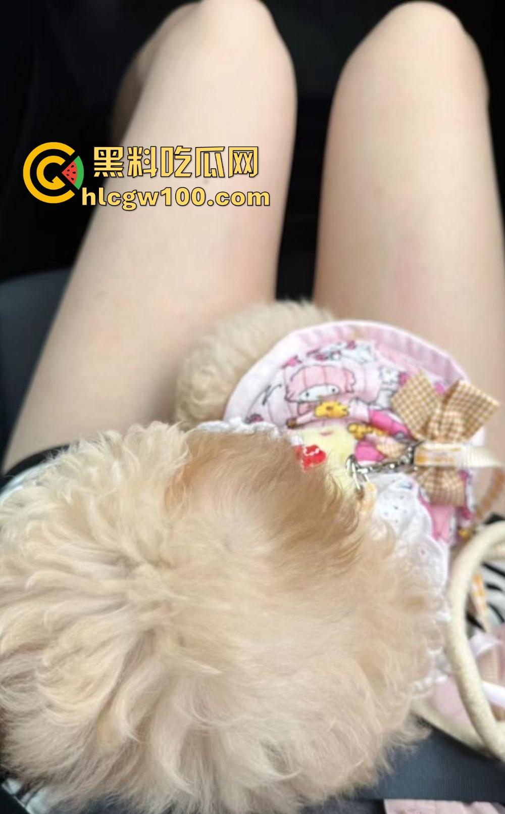 长沙女主播『冯洛涵』可纯可欲可调情 线上钓金主线下上门服务为钱疯狂  千里送逼秀腰臀技术！ 第23张