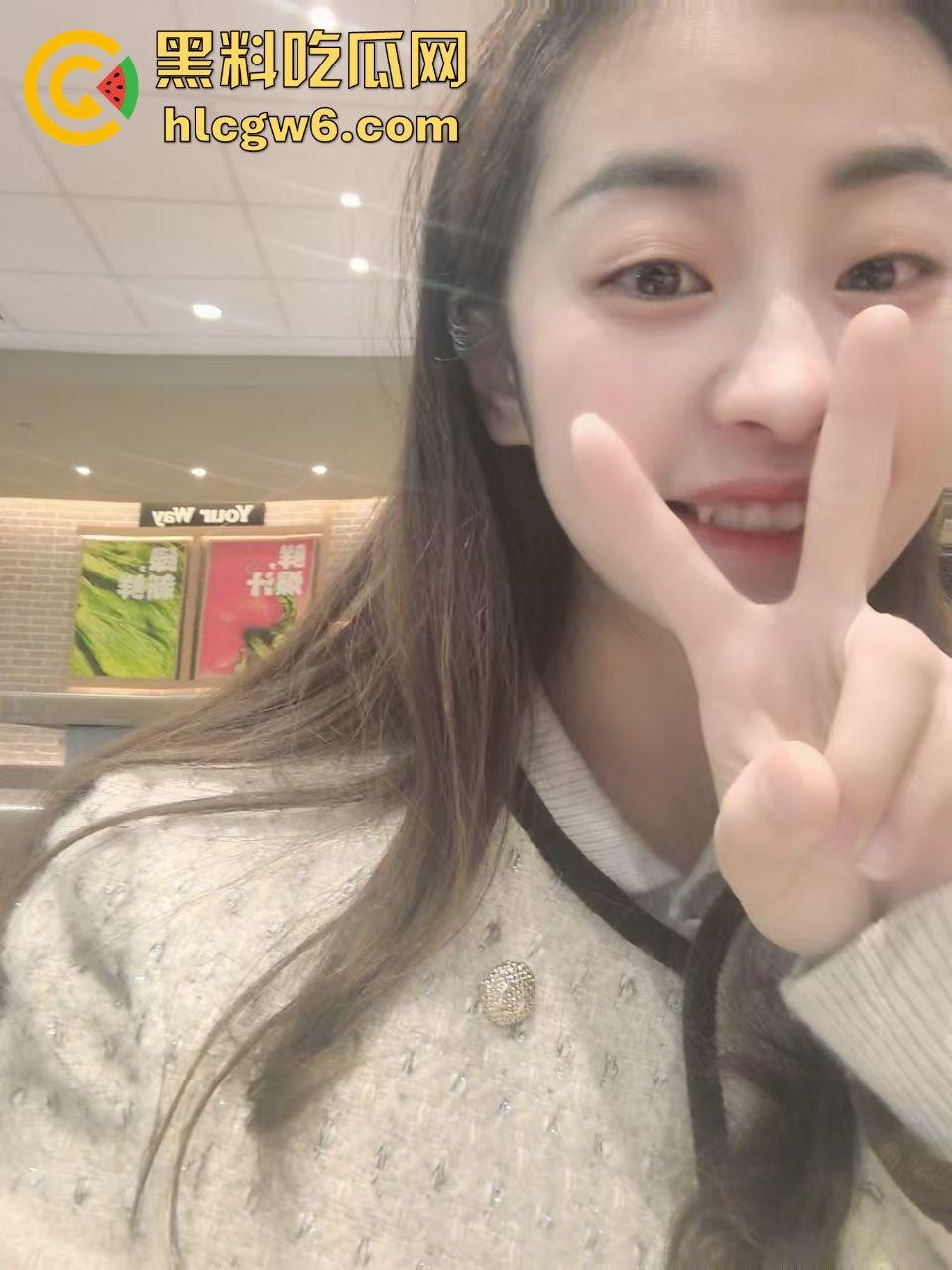 探探惊现重口味幼儿园园长，御姐园长微毛蝴蝶穴SM癖好，比母狗更骚用舌头刷厕所，拉黑炮友称要结婚！  第16张