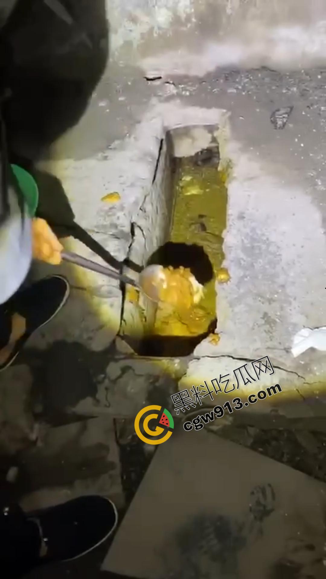 山西大同快手网红【安仁】吃屎直播：恶心至极，流量至上，恶心行为震惊万千网友  第4张