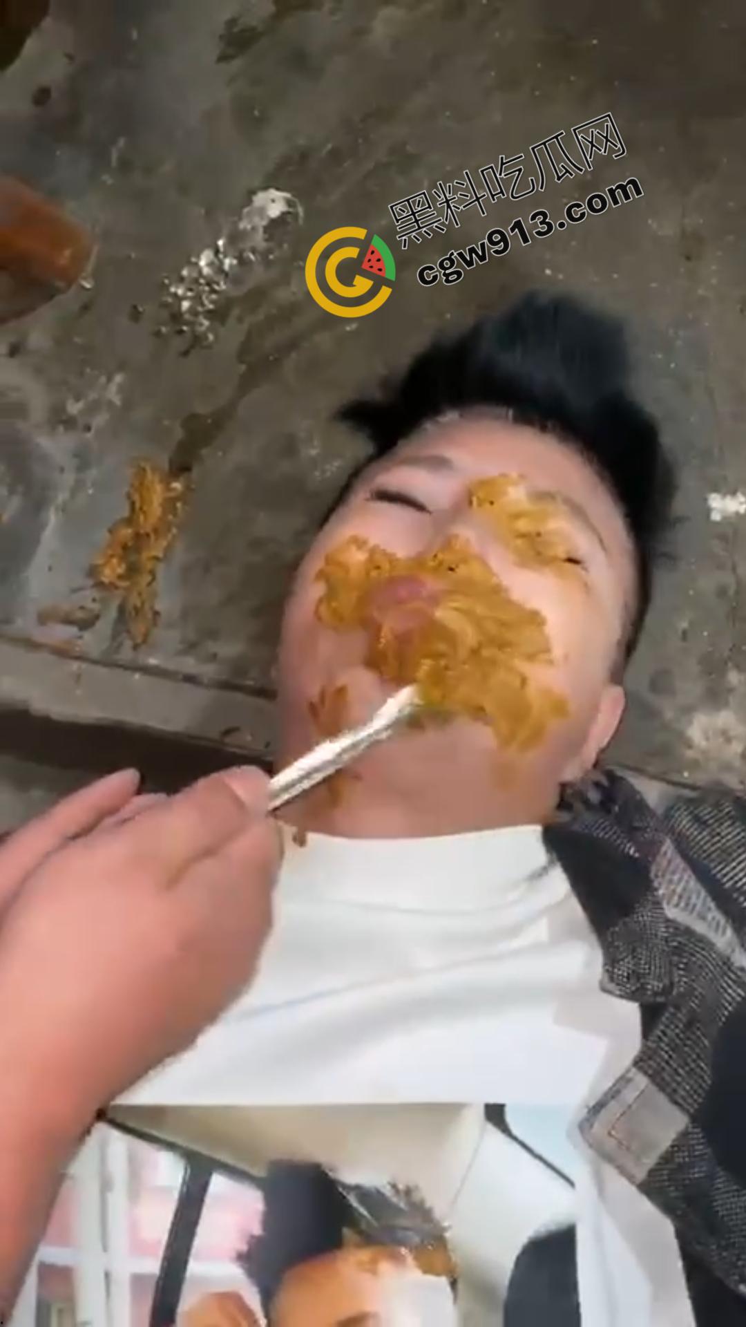 山西大同快手网红【安仁】吃屎直播：恶心至极，流量至上，恶心行为震惊万千网友  第12张