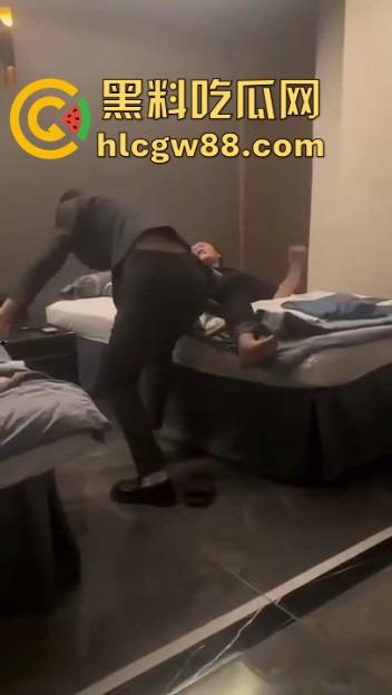 宁波水悦人间6号技师表白王总跪舔，扑倒露光头强真身，求饭票被拒宁当狗不找老实人，锁死老总别祸害兄弟！  第8张