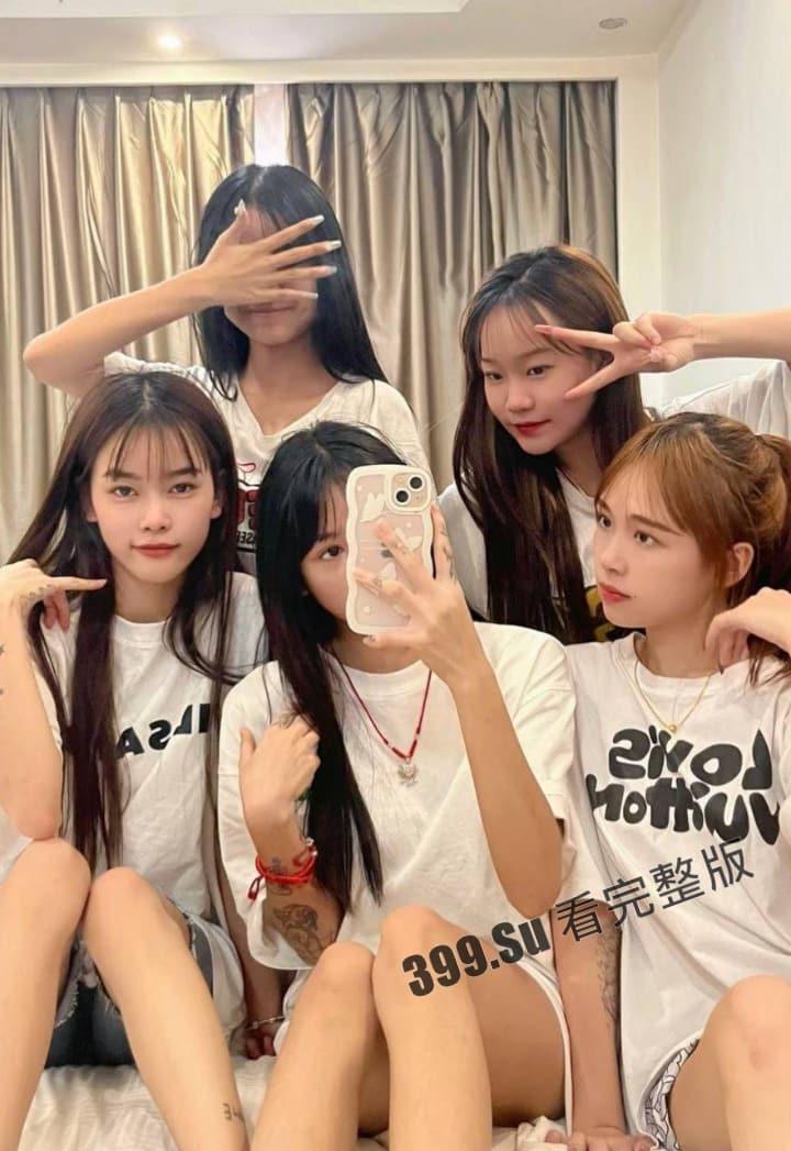 高挑大二 #纹身 小太妹性爱视频流出  一直挡着不给拍 操舒服就老实了 第1张