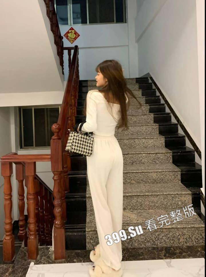 高挑大二 #纹身 小太妹性爱视频流出  一直挡着不给拍 操舒服就老实了 第5张