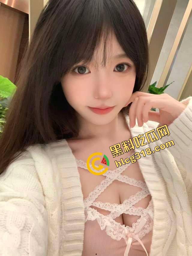 江苏泰迪王又开冲了，一天操四次小母狗没一个顶得住，几个00后炮友姿势全用上还是撑不过十分钟！  第8张