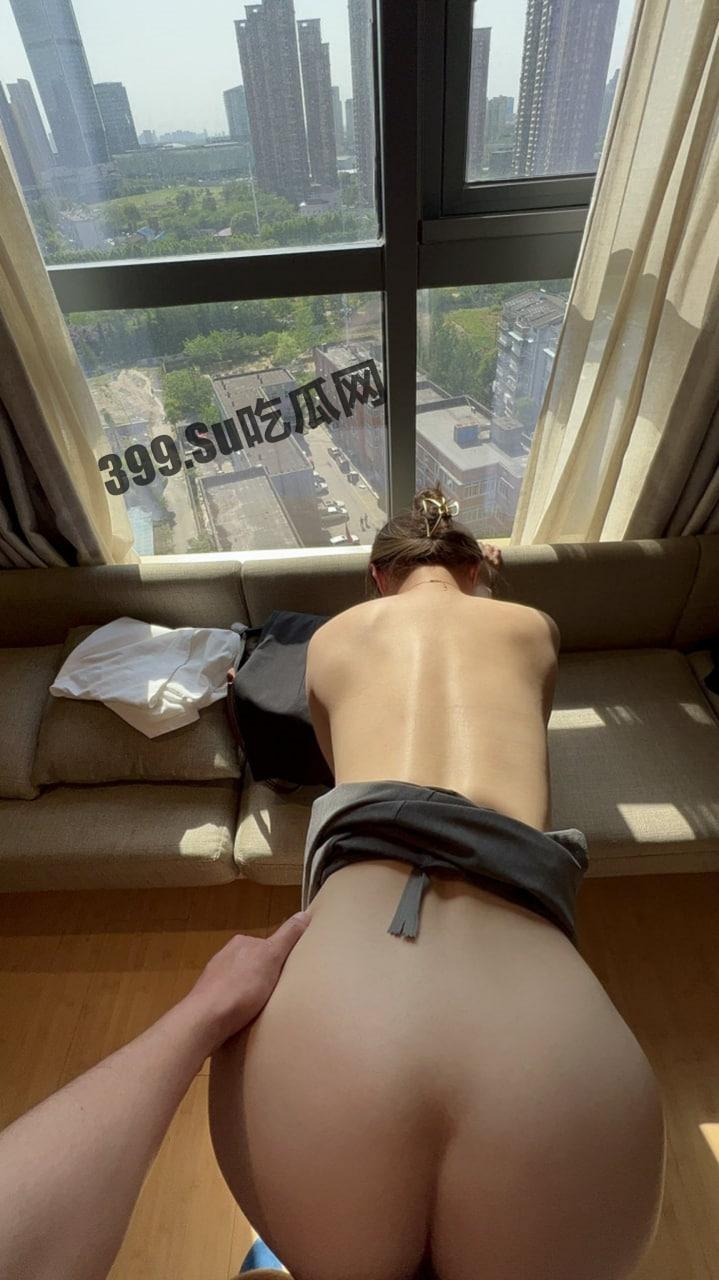 【反差女友】 骚货女友例假刚走，水超多，爆出白浆  第1张