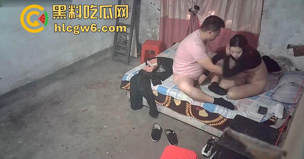 监控偷拍曝光 站街女怒接小鸟胖男百元一炮 75下秒完 平均每下1块3 兄弟真是按秒计费的性价比之王！  第14张