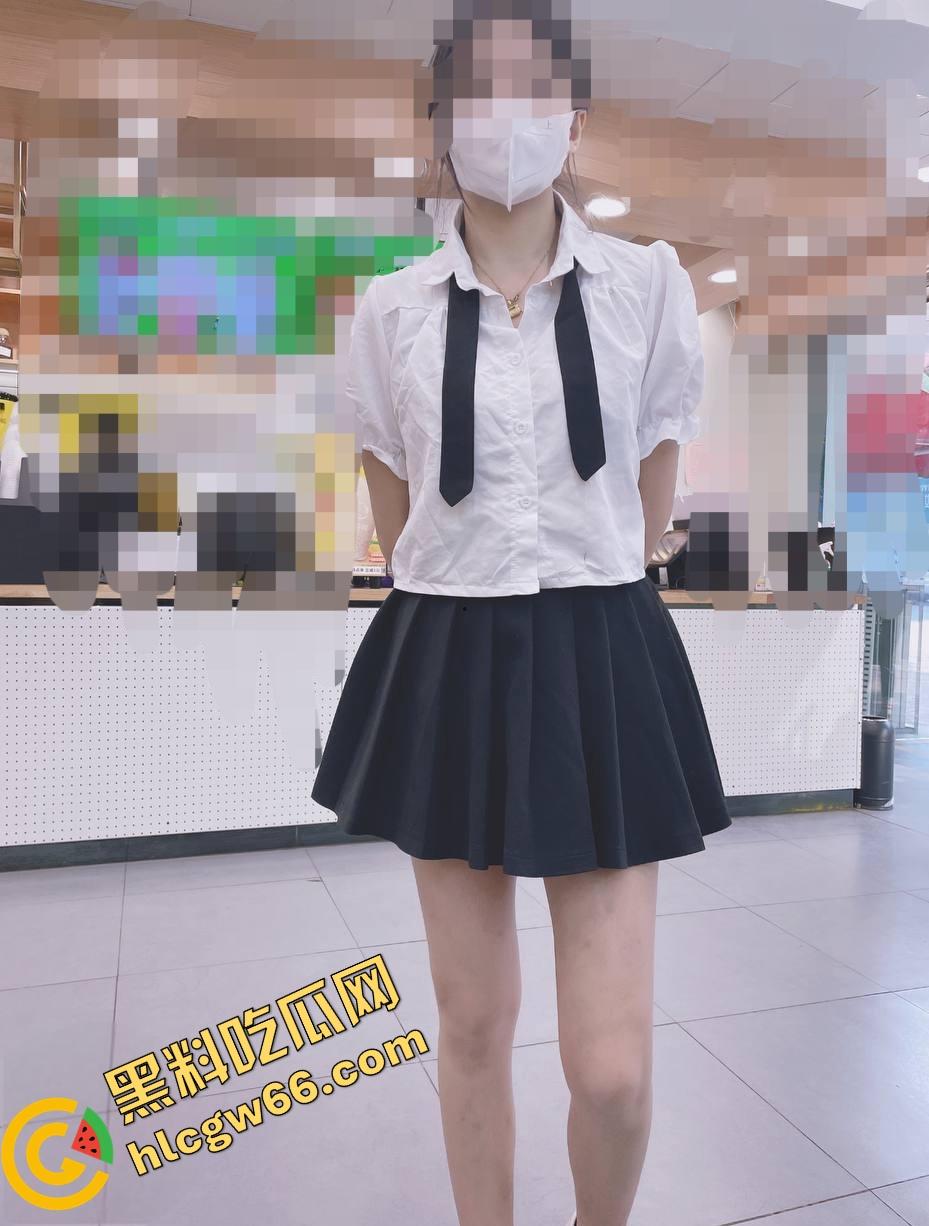 海角28岁教师姐姐淫路曝光！弟弟苦追终操大屁股姐，半推半就插进去，三年性瘾喷发射满臀！  第18张