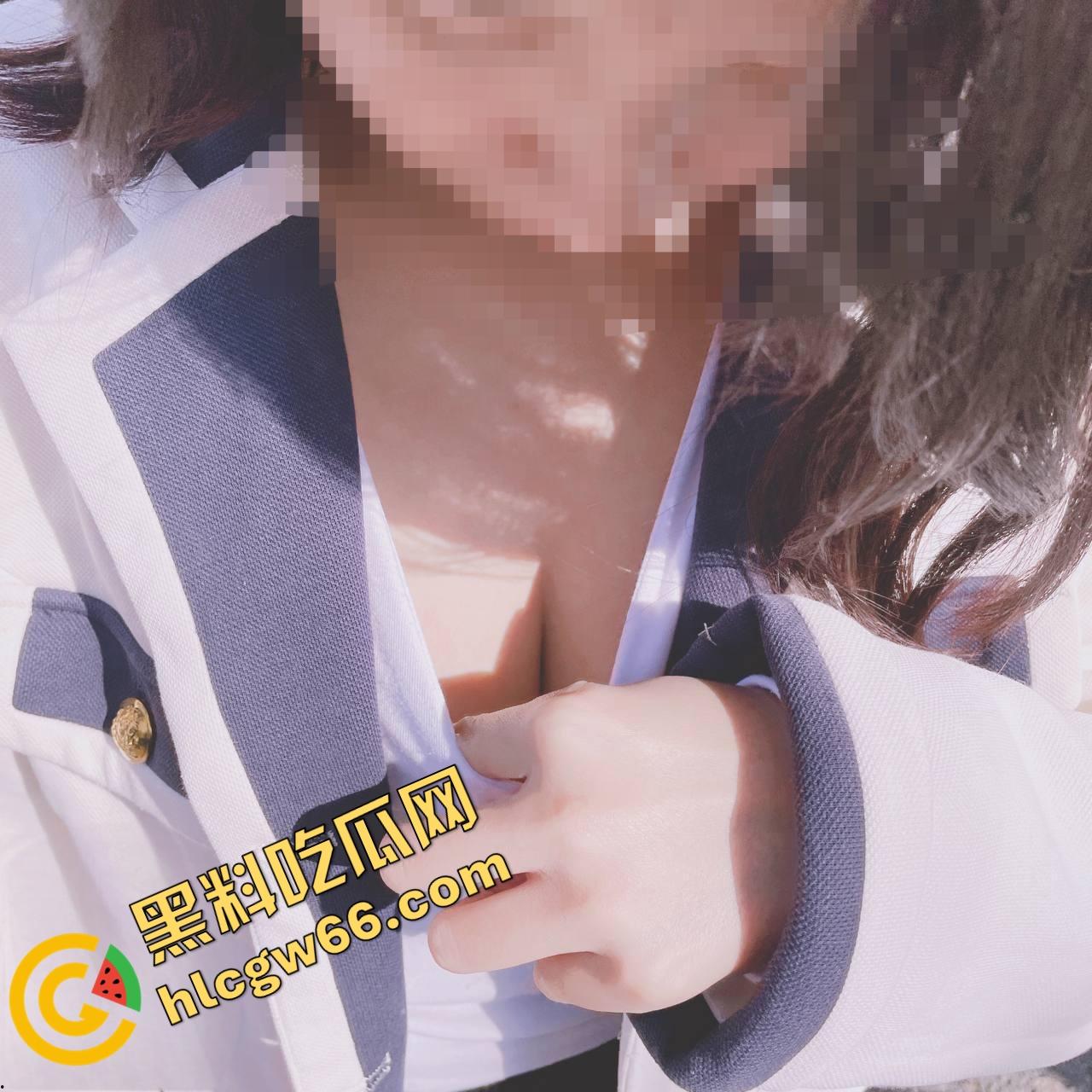 海角28岁教师姐姐淫路曝光！弟弟苦追终操大屁股姐，半推半就插进去，三年性瘾喷发射满臀！  第24张