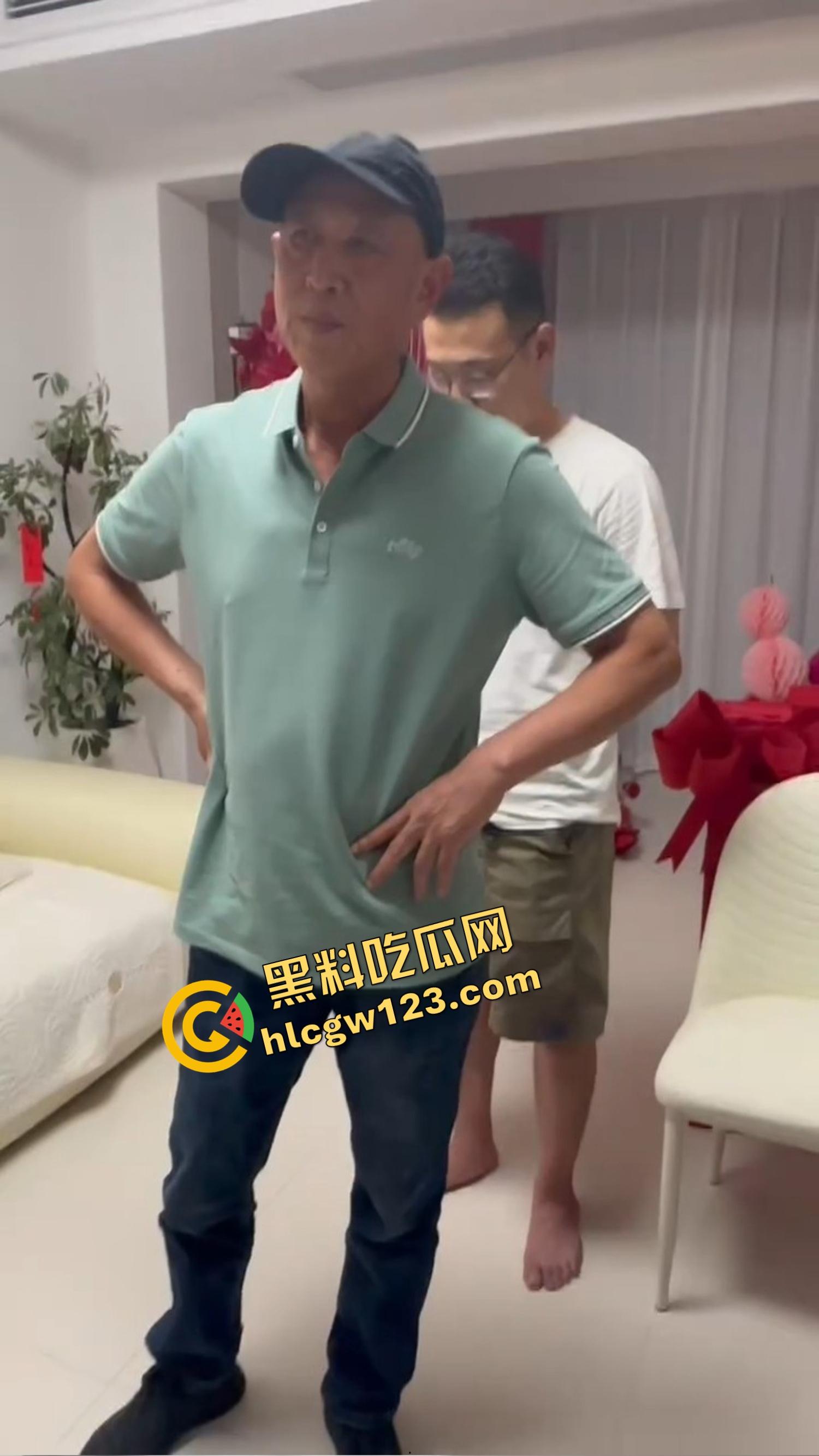 松阳婚礼情圣『潘俊霖』8年女友大战3年银行妹，婚礼当天双女怒砸渣男21号她领证，30号我也领？  第9张