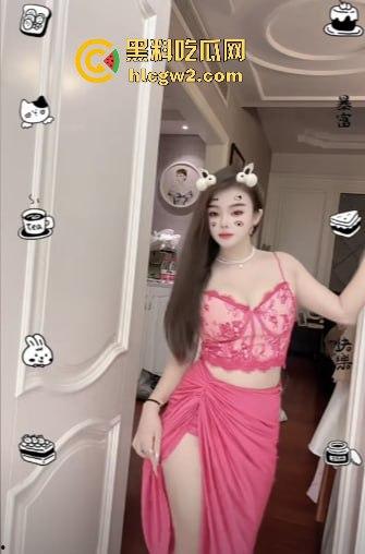 卖逼实捶！深圳网红布丁猫超顶犯罪级身材太诱人 业务太多还得预约  21分30秒千元包夜视频曝光 第7张