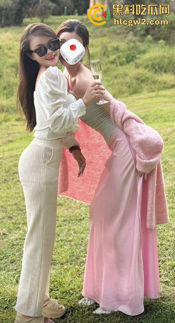 卖逼实捶！深圳网红布丁猫超顶犯罪级身材太诱人 业务太多还得预约  21分30秒千元包夜视频曝光 第11张