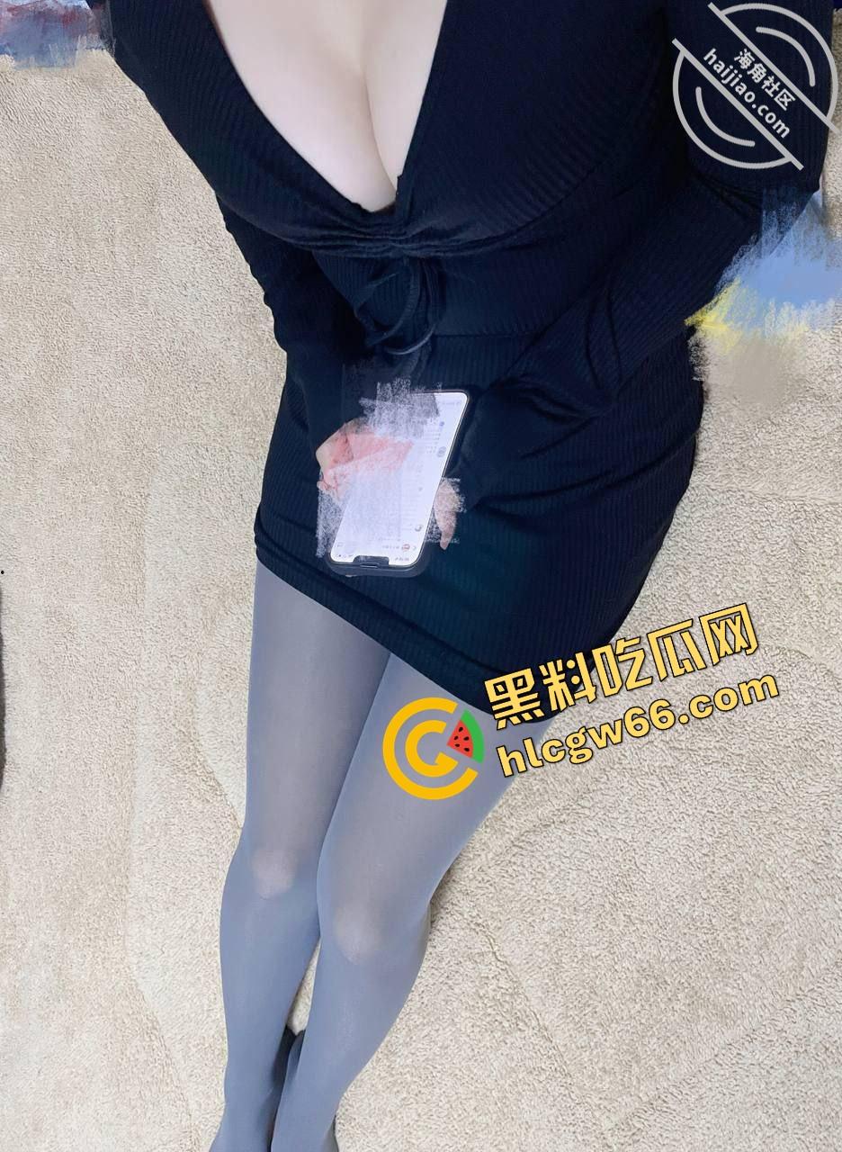 海角精品帖子，巨乳表姐住我家.在大城市的网红表姐被渣男伤透了心，瞒着家人要偷偷跑回来！  第23张