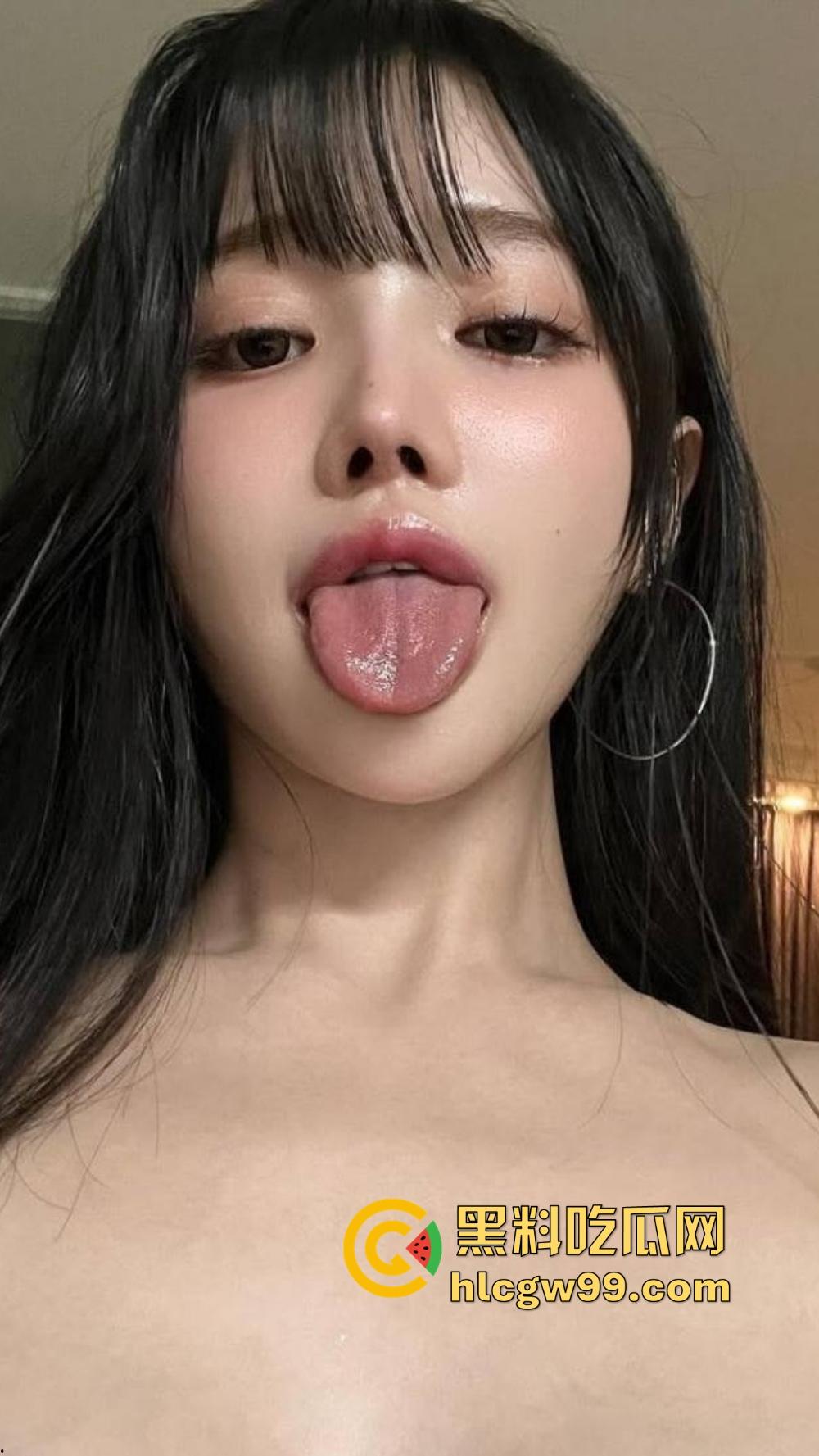 韩国阿黑颜女神主播【朴余慧】付费视频流出，擦边直播不断撩动粉丝色心，美乳骚穴等待榜一大哥砸钱品鉴！  第9张