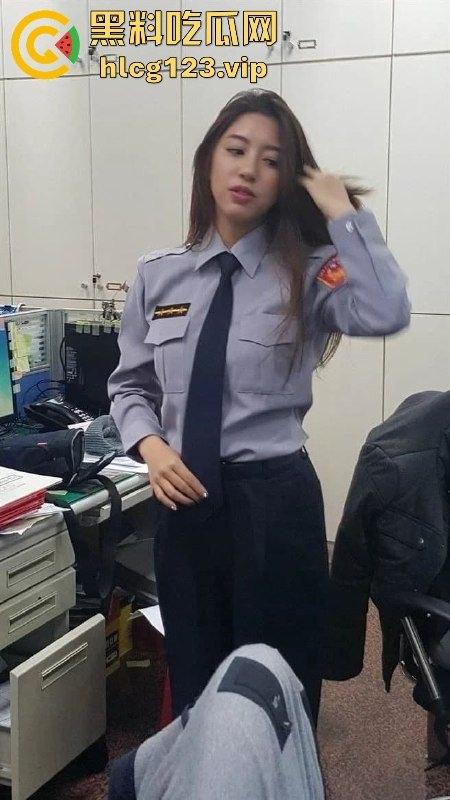 台湾最美警花辜莞允不敌张津瑜？做爱视频曝光流出，谁才是真正的封神之作！  第2张