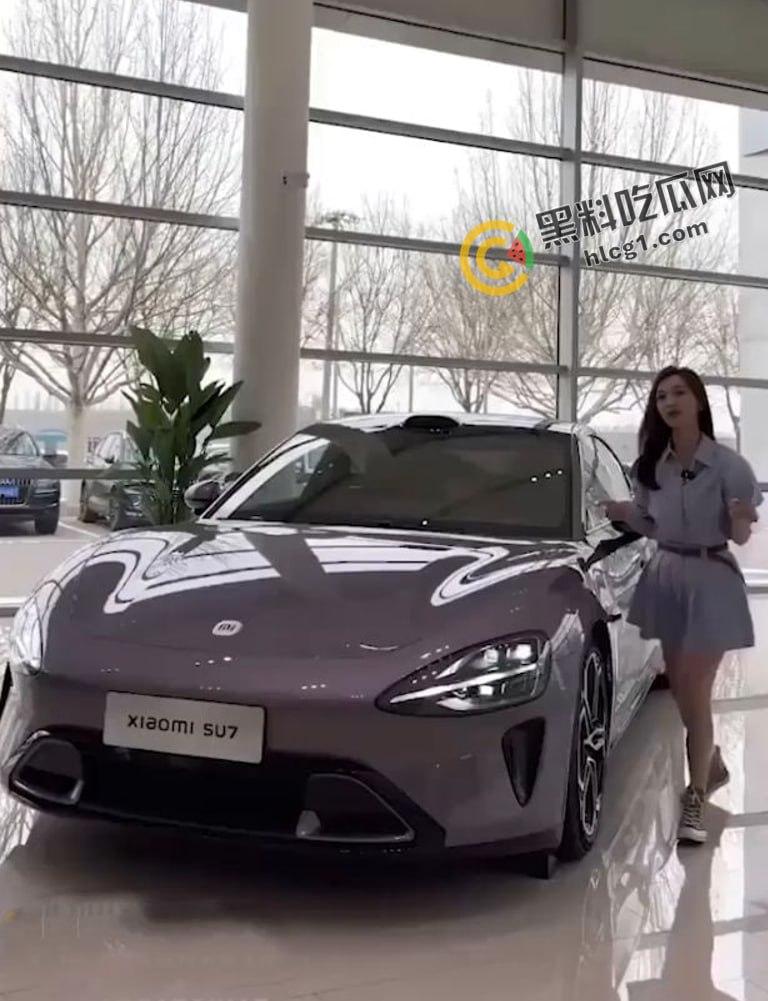 京爷豪掷30万买小米SU7 只为操极品长腿辣妹人妻女销售 无套内射视频曝光！  第2张