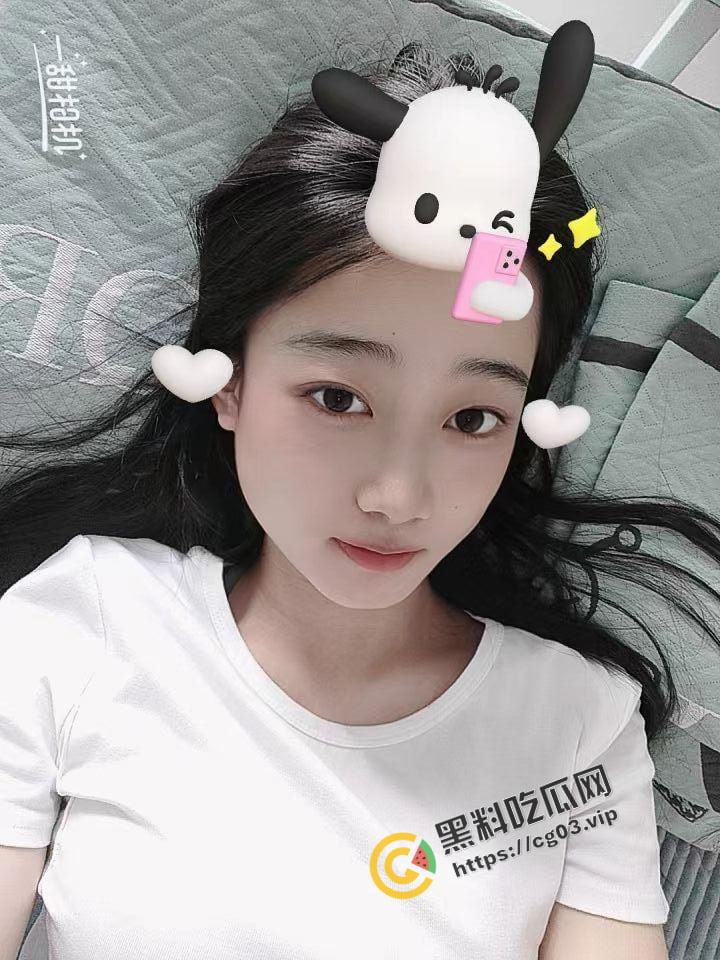 清纯反差婊骚货女友 经常和别人约炮 出轨 偷情 被现男友投稿曝光  第2张