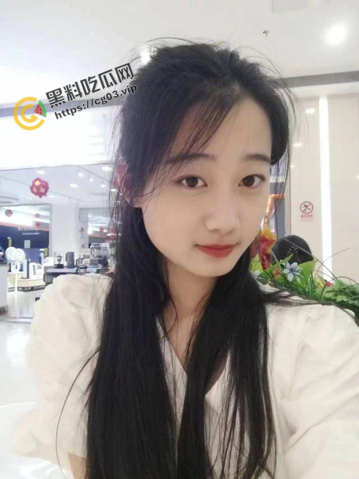 清纯反差婊骚货女友 经常和别人约炮 出轨 偷情 被现男友投稿曝光  第8张