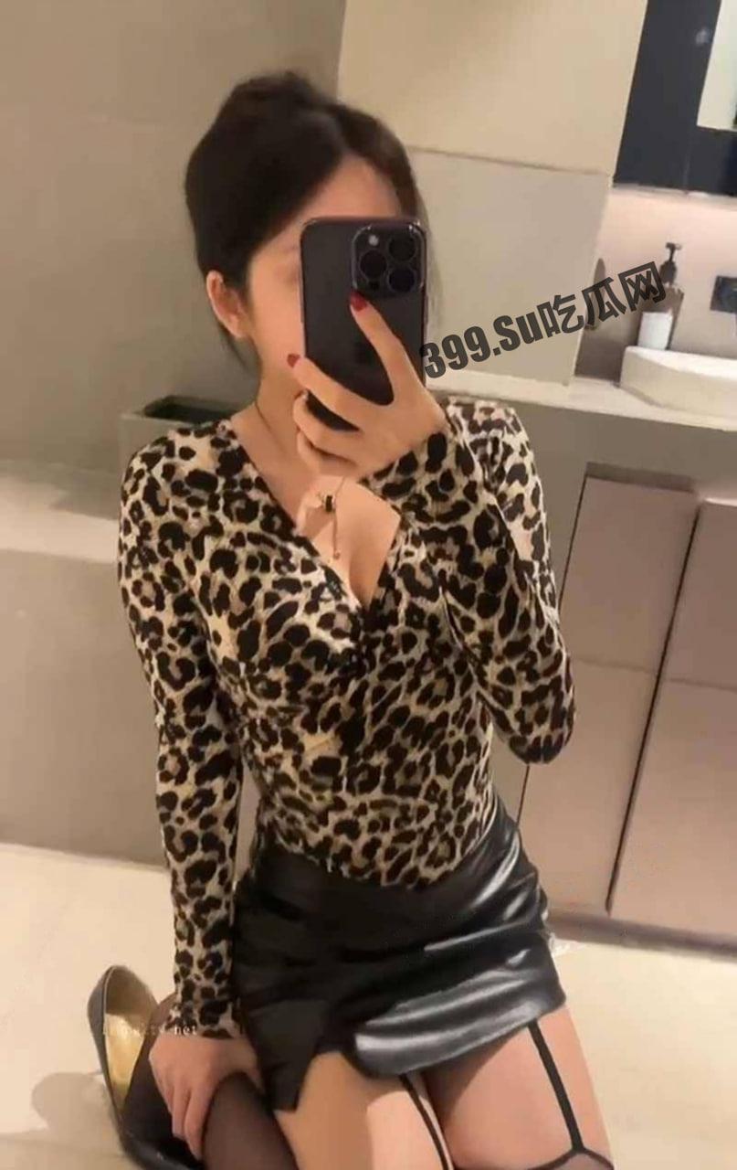 抖音网红【Liuyue】大尺度私拍和男朋友啪啪性爱视频流出身材超美  第4张