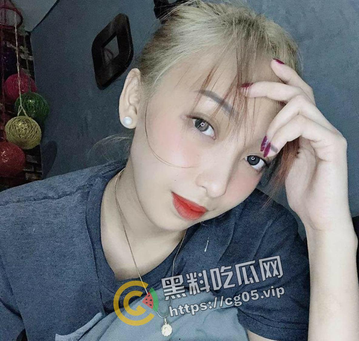 菲律宾网红 Yummy Mo Lodi Zzy 自拍泄密完整版  照片那么清纯 脱了衣服跟换了个人似的骚 第3张