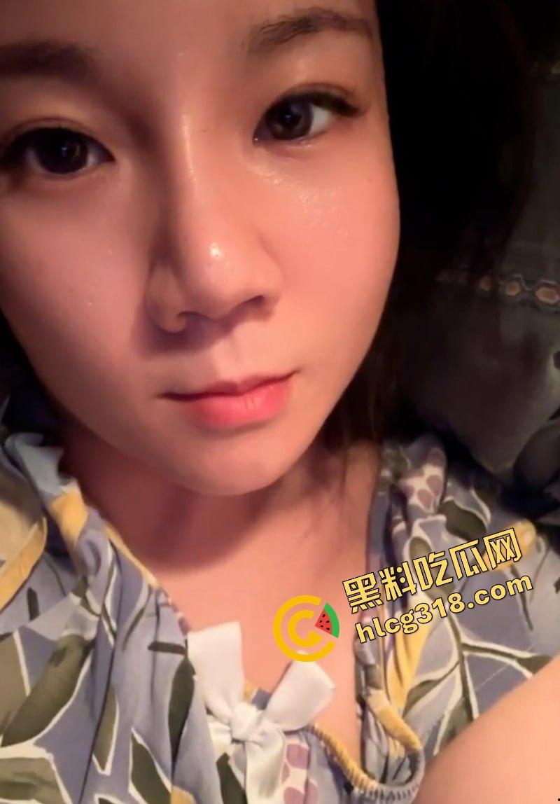 山东警花『朱潇婉』婚内出轨曝光，上班为升职直接会议室骑领导，摄像头全程记录激情现场流出！  第2张