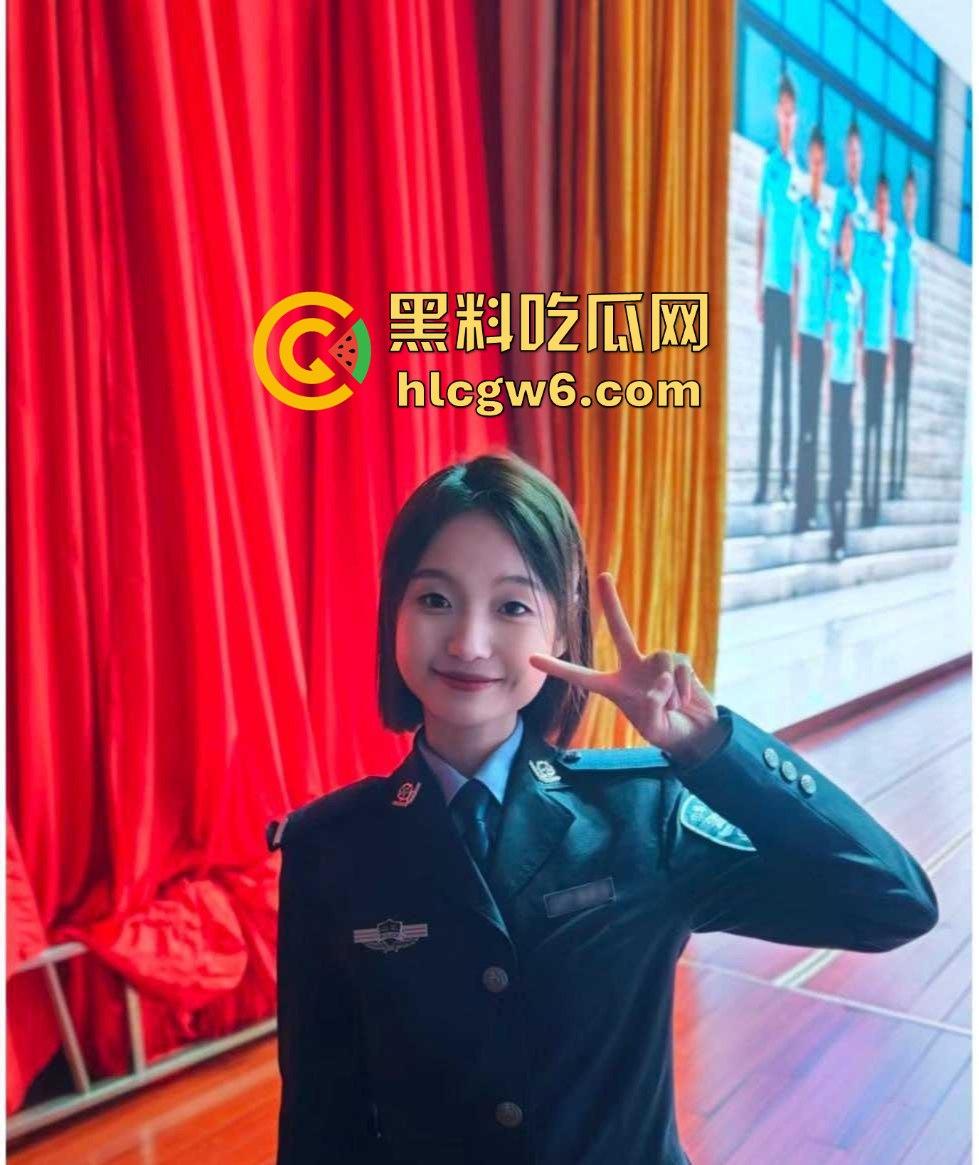 退役警花下海经商服务洋鬼子被按床打桩 又一个制服浪货被操成肉便器 警花传人不如『张津瑜』还想靠肉体上位？  第6张