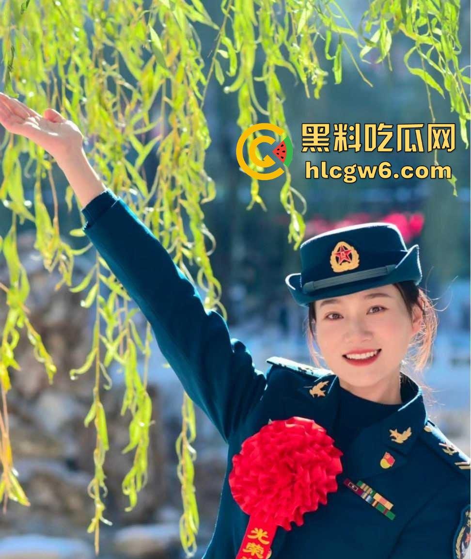 退役警花下海经商服务洋鬼子被按床打桩 又一个制服浪货被操成肉便器 警花传人不如『张津瑜』还想靠肉体上位？  第11张