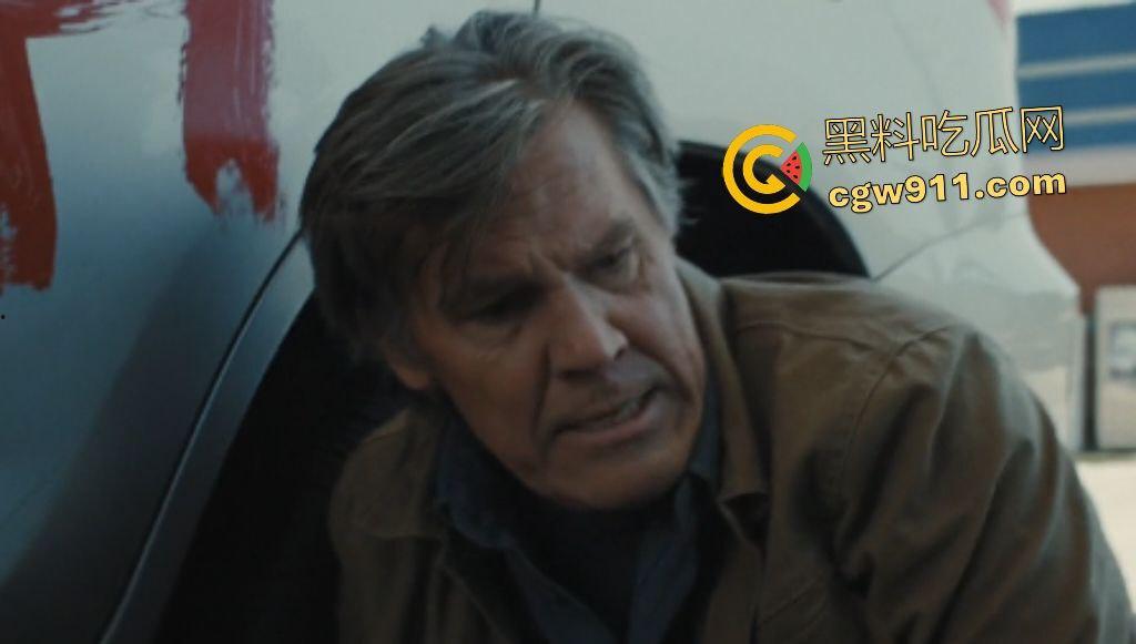 电影【凶器】惊悚集体失踪案！小镇魔咒吞噬17孩童，只剩一童揭女巫操控父母成杀器，幸存者反戈一击！  第3张