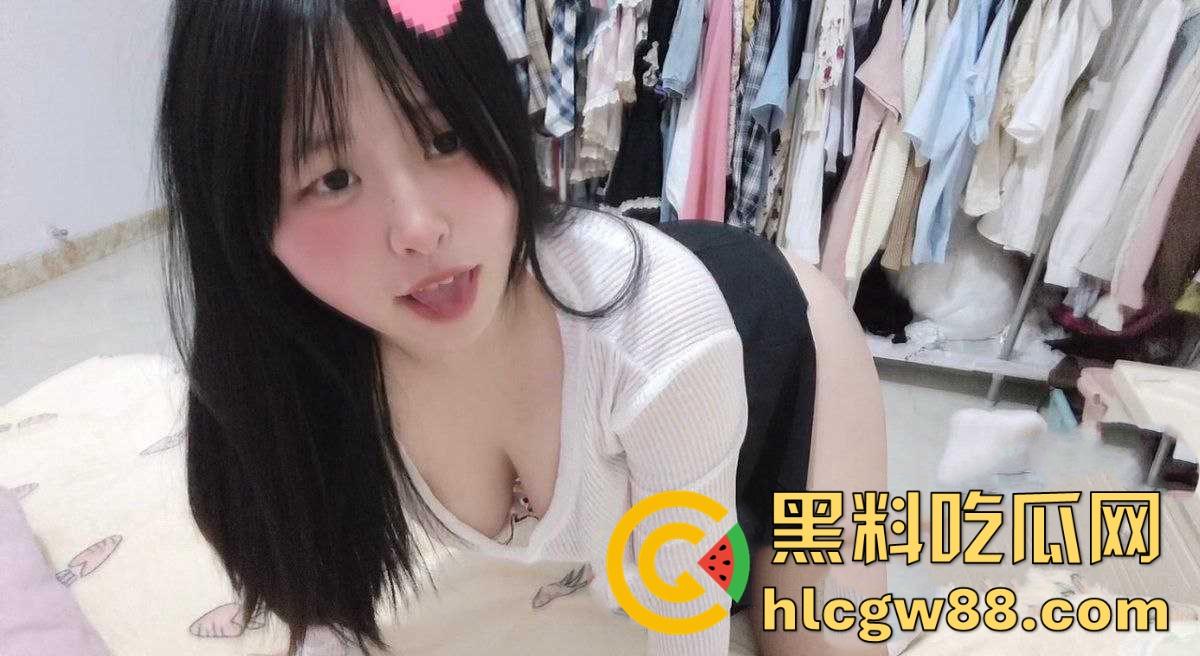 湖南永州大奶微胖学生妹 李静雯 白丝露脸自慰私密视频曝光 隔着屏幕都能闻到她的淫水咸味！  第3张